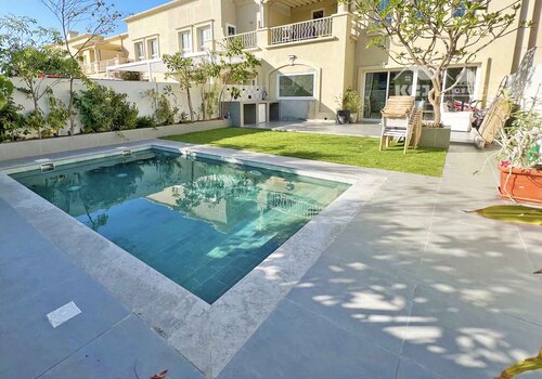 Lawns & Plantation Services in Gandhi Nagar